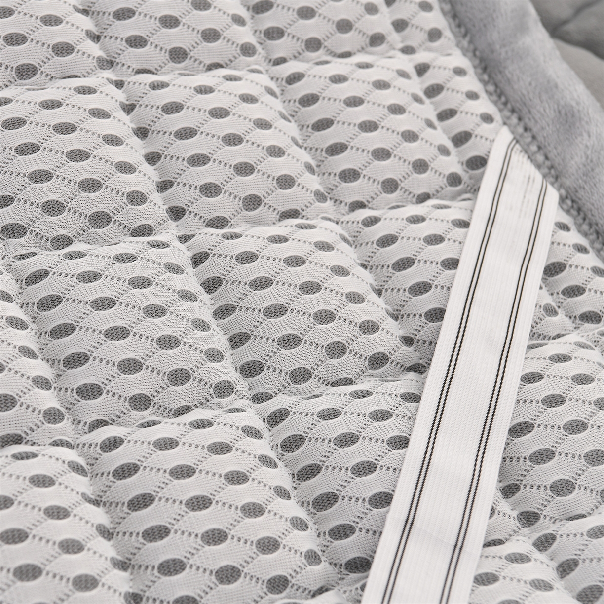 91家纺网 家纺一手货源 找家纺 云木里 2025新款240克臻棉绒和煦春风宿舍床垫上下铺床垫成人床-和煦春风 和煦春风-象灰