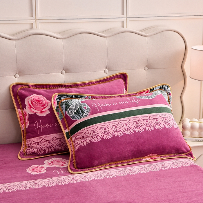 91家纺网 家纺一手货源 找家纺 绒宴 2025新款8.5斤牛奶绒金貂法莱绒床裙款保暖四件套 郁金花开