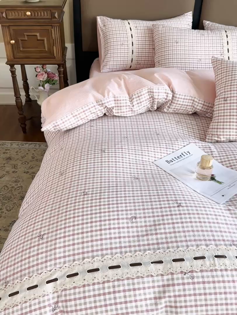 91家纺网 家纺一手货源 找家纺 可思家纺2025新款云感木棉皱皱纱四件套 格调粉