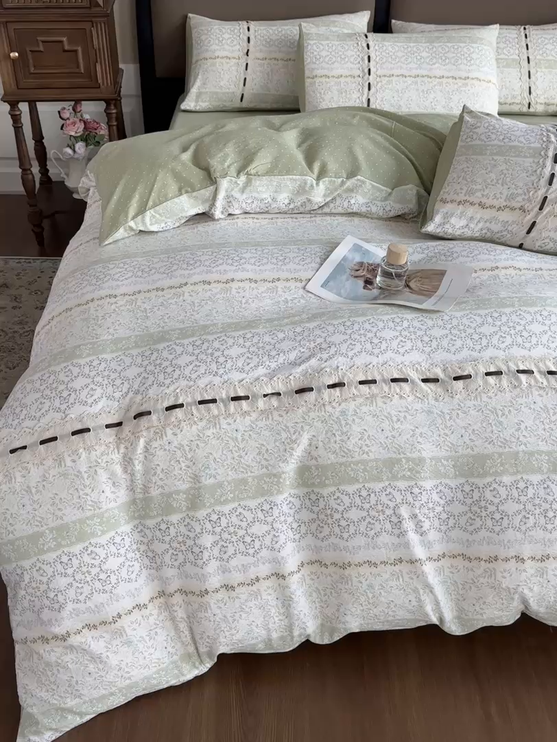 91家纺网 家纺一手货源 找家纺 可思家纺2025新款云感木棉皱皱纱四件套 薄雾花海