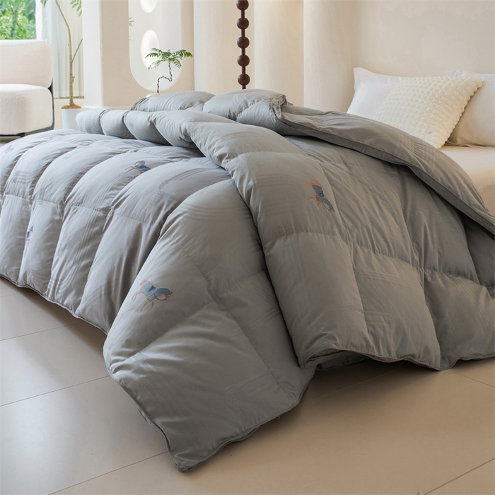 91家纺网 家纺一手货源 找家纺 华盛羽绒被壳 2025新款全棉双层刺绣羽绒被壳高端羽绒被高支高密羽绒被壳 灰色