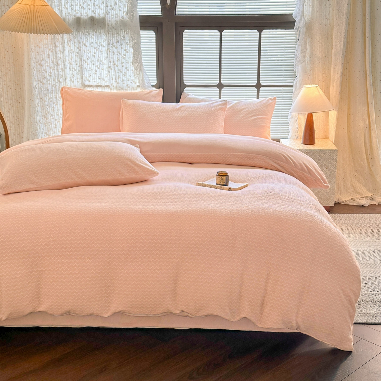 91家纺网 家纺一手货源 找家纺 酱子 2025新款色织阳离子提花牛奶绒四件套 色织-桃粉