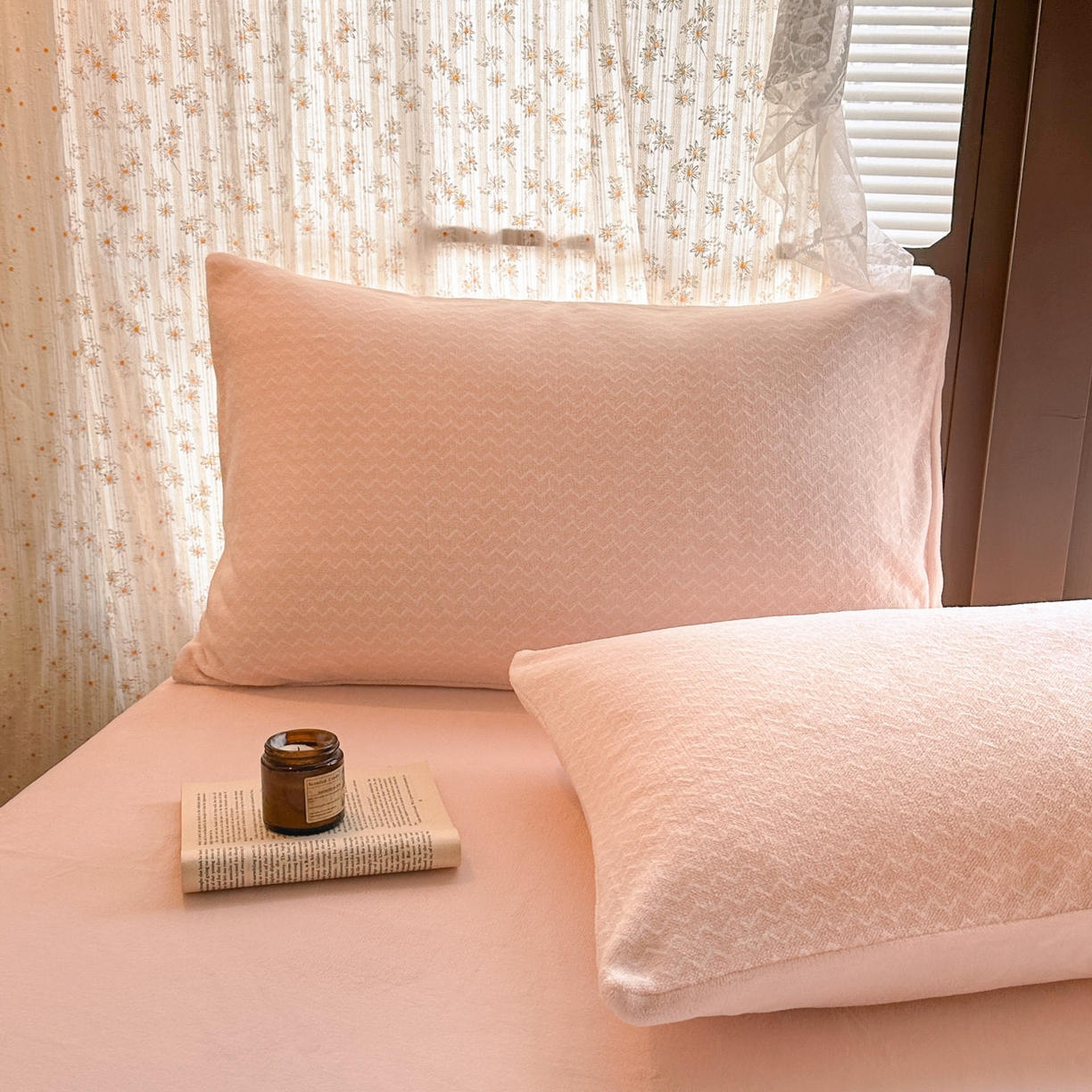 91家纺网 家纺一手货源 找家纺 酱子 2025新款色织阳离子提花牛奶绒四件套 色织-桃粉