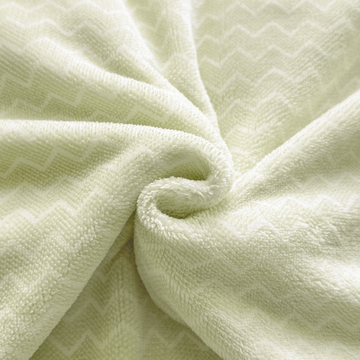 91家纺网 家纺一手货源 找家纺 酱子 2025新款色织阳离子提花牛奶绒四件套 色织-芽绿