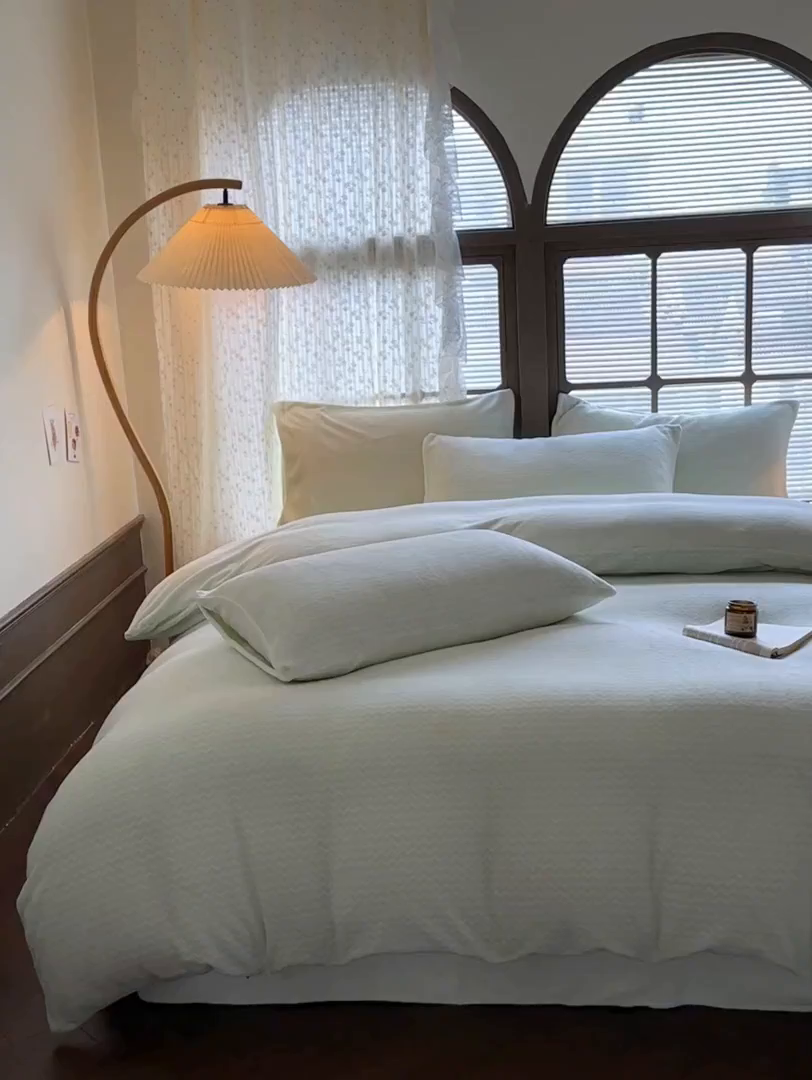 91家纺网 家纺一手货源 找家纺 酱子 2025新款色织阳离子提花牛奶绒四件套 色织-芽绿