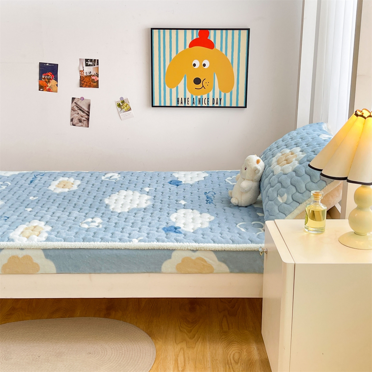 91家纺网 家纺一手货源 找家纺 雯豆家纺 2025新款学生上下铺加厚牛奶绒夹棉床笠宿舍大学生床垫保护套 牛奶绒夹棉床笠-爱心云