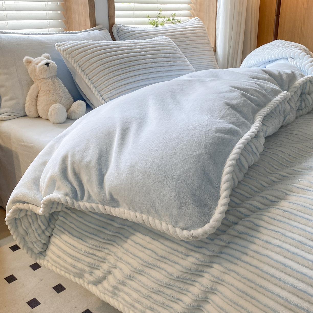 91家纺网 家纺一手货源 找家纺 （总）酱子 2025新款阳离子立体提花绒抽条四件套