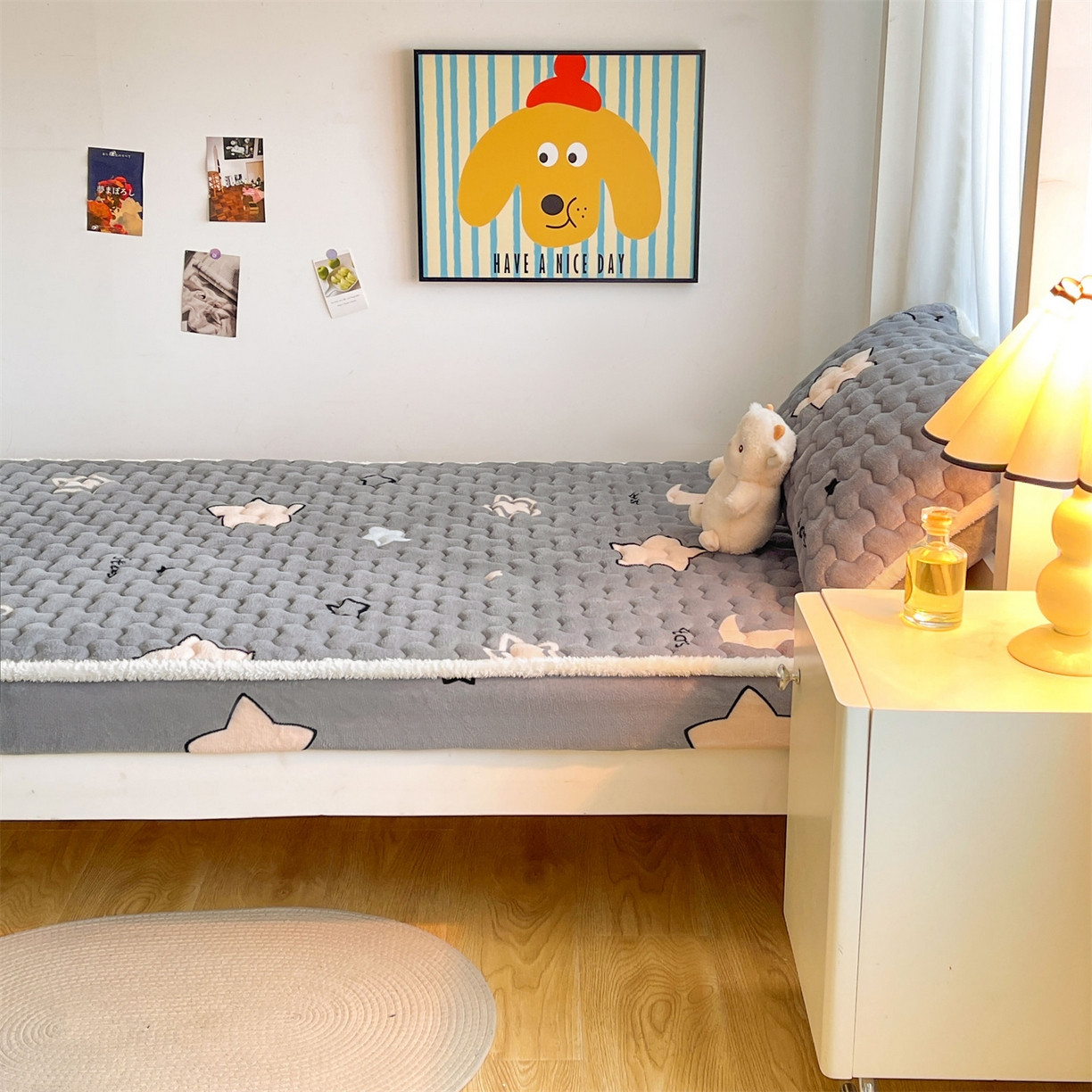 91家纺网 家纺一手货源 找家纺 雯豆家纺 2025新款学生上下铺加厚牛奶绒夹棉床笠宿舍大学生床垫保护套 牛奶绒夹棉床笠-满天星