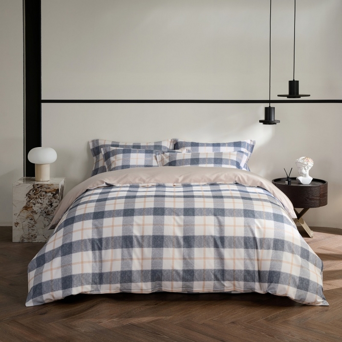 91家纺网 家纺一手货源 找家纺 薏思家纺 2025新款全棉纯棉活性生态磨毛数码印花四件套-条格卡通类 艾米