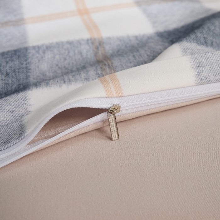 91家纺网 家纺一手货源 找家纺 薏思家纺 2025新款全棉纯棉活性生态磨毛数码印花四件套-条格卡通类 艾米