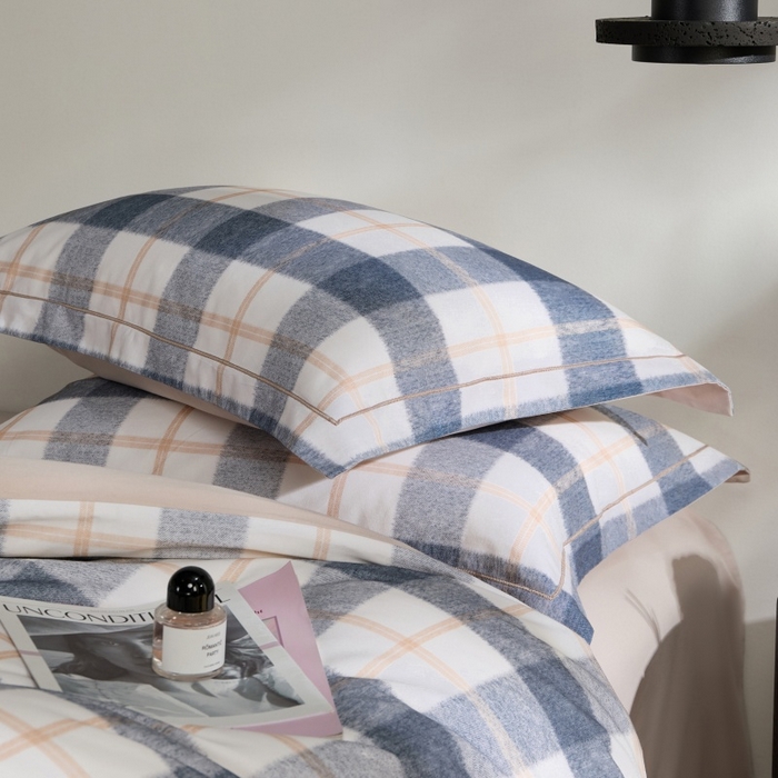 91家纺网 家纺一手货源 找家纺 薏思家纺 2025新款全棉纯棉活性生态磨毛数码印花四件套-条格卡通类 艾米