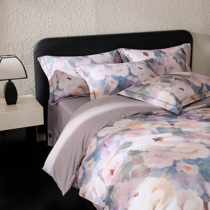 91家纺网 家纺一手货源 找家纺 薏思家纺 2025新款全棉纯棉活性生态磨毛数码印花四件套-花卉类 赫拉小姐-紫