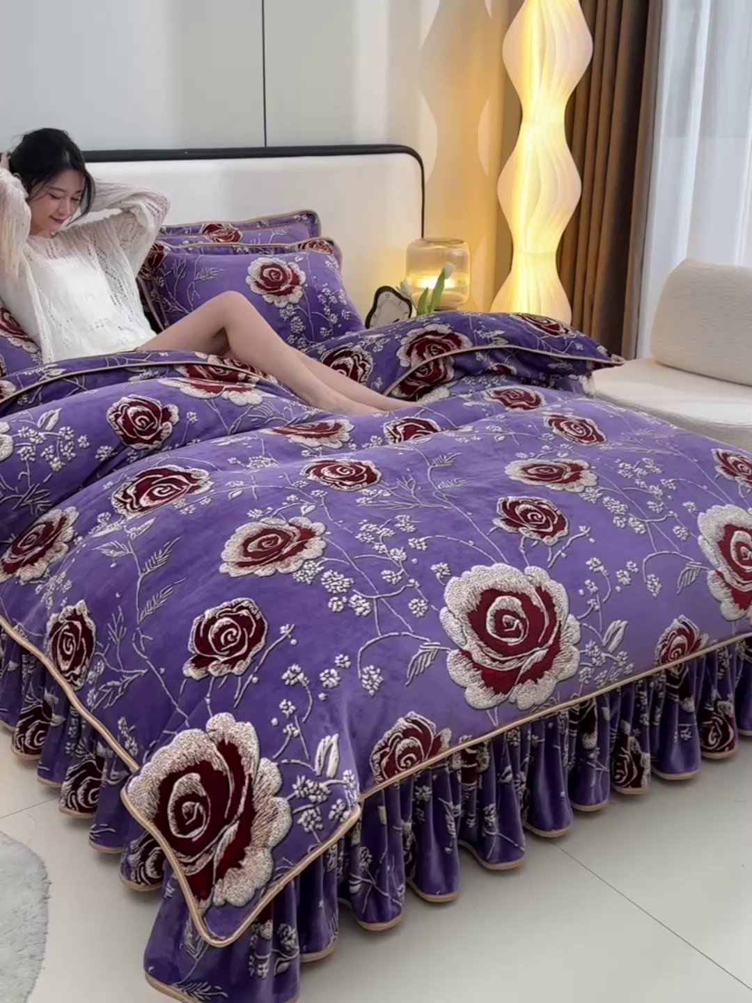 91家纺网 家纺一手货源 找家纺 新8.5-9.5斤法莱绒四件套珊瑚牛奶金貂绒四件套床裙 幸福花开