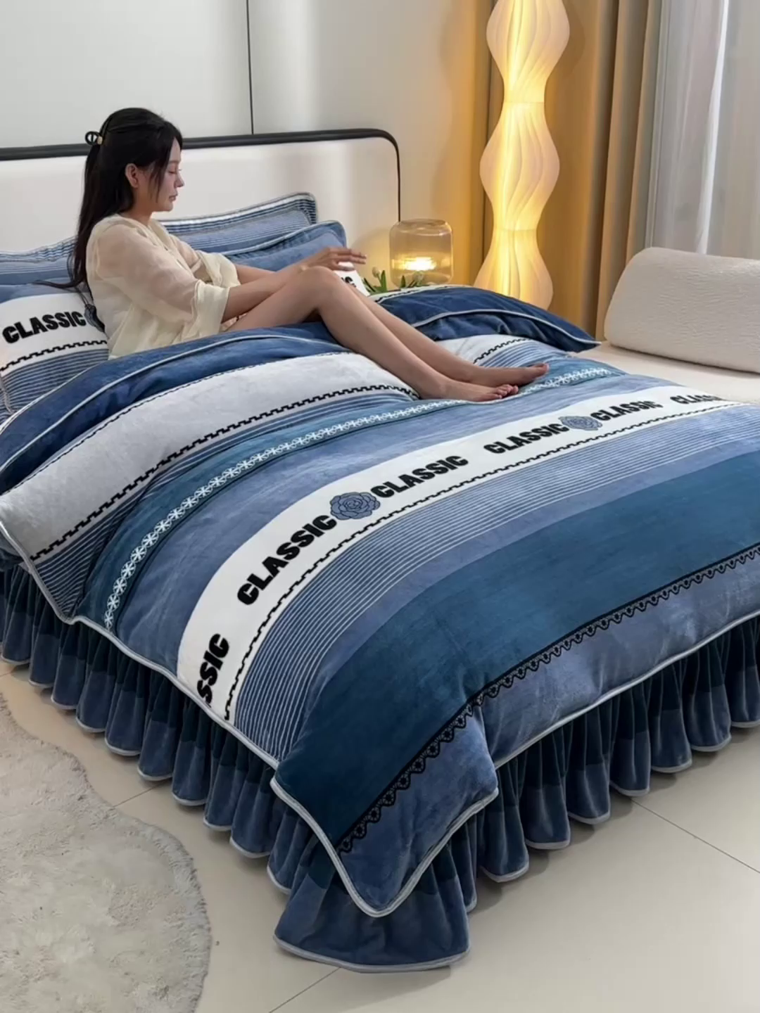 91家纺网 家纺一手货源 找家纺 新8.5-9.5斤法莱绒四件套珊瑚牛奶金貂绒四件套床裙 夏兰