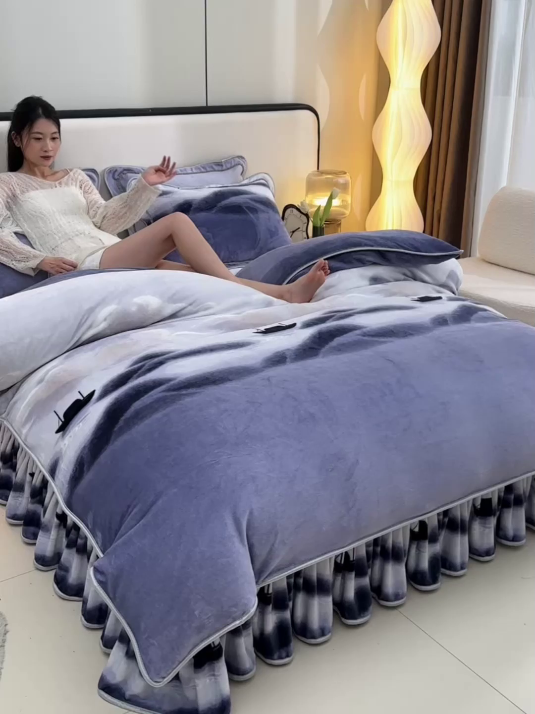 91家纺网 家纺一手货源 找家纺 新8.5-9.5斤法莱绒四件套珊瑚牛奶金貂绒四件套床裙 青山行舟