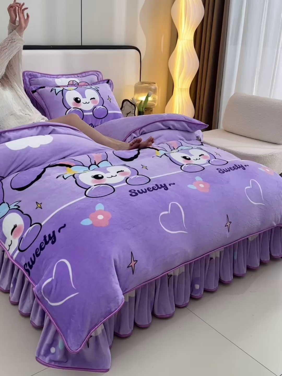 91家纺网 家纺一手货源 找家纺 新8.5-9.5斤法莱绒四件套珊瑚牛奶金貂绒四件套床裙 菲菲兔