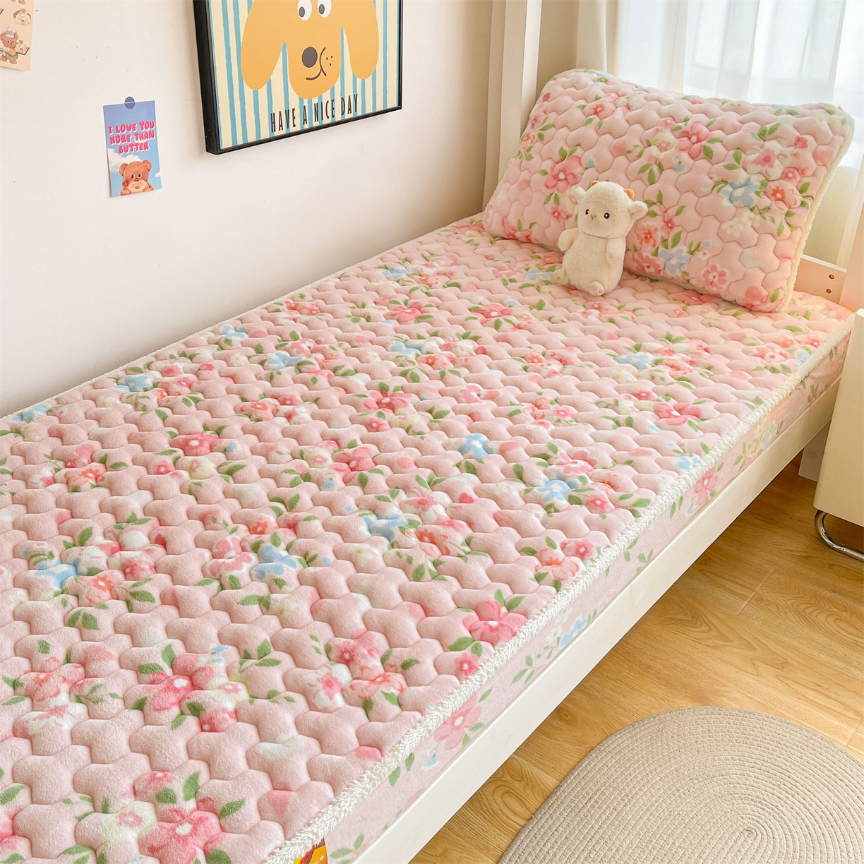 91家纺网 家纺一手货源 找家纺 雯豆家纺 2025新款学生上下铺加厚牛奶绒夹棉床笠宿舍大学生床垫保护套 牛奶绒床笠-莱茵