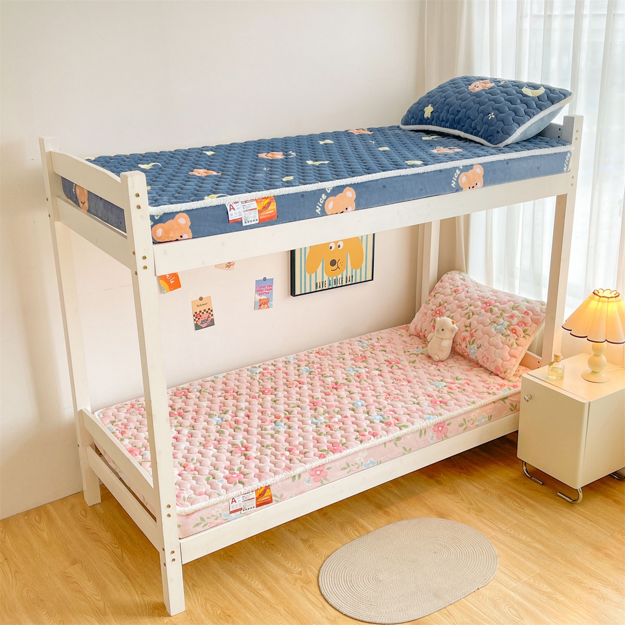 91家纺网 家纺一手货源 找家纺 雯豆家纺 2025新款学生上下铺加厚牛奶绒夹棉床笠宿舍大学生床垫保护套 牛奶绒床笠-莱茵