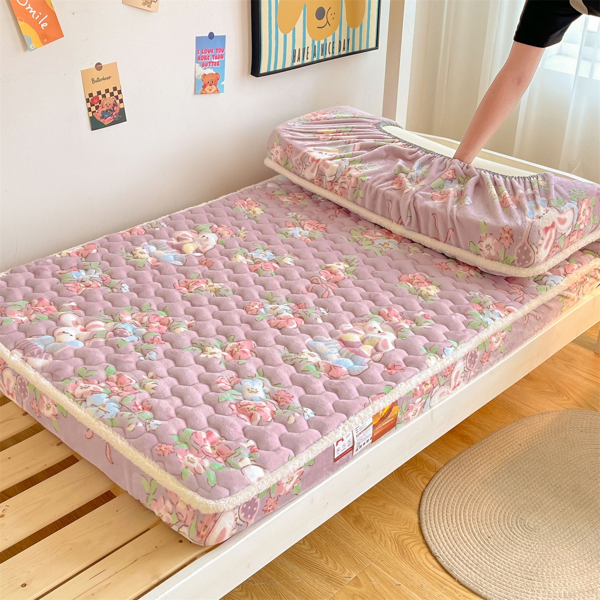 91家纺网 家纺一手货源 找家纺 雯豆家纺 2025新款学生上下铺加厚牛奶绒夹棉床笠宿舍大学生床垫保护套 牛奶绒床笠-花花仙子