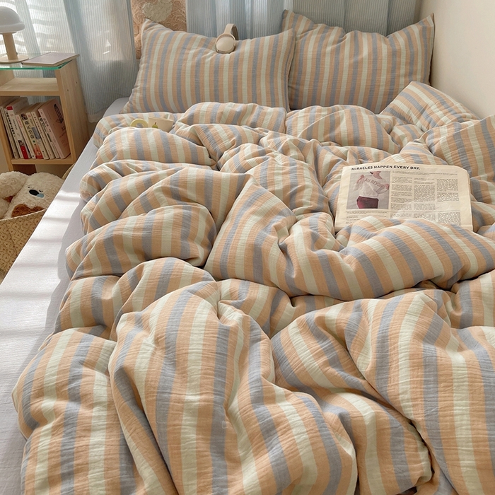 91家纺网 家纺一手货源 找家纺 （总）莱茵家居 2025新款全棉纯棉皱皱纱条纹四件套-杼影