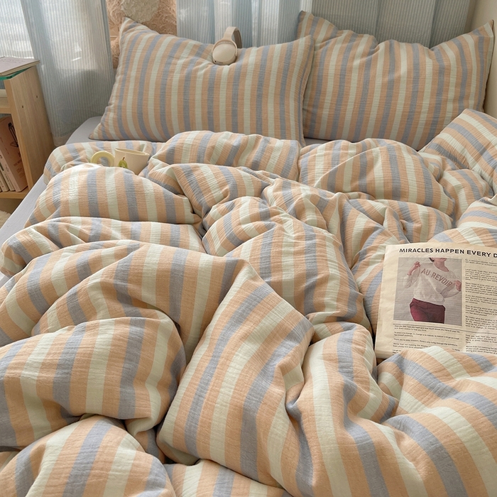 91家纺网 家纺一手货源 找家纺 （总）莱茵家居 2025新款全棉纯棉皱皱纱条纹四件套-杼影