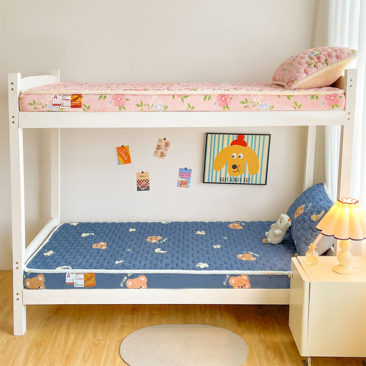 91家纺网 家纺一手货源 找家纺 雯豆家纺 2025新款学生上下铺加厚牛奶绒夹棉床笠宿舍大学生床垫保护套 牛奶绒床笠-太空小熊