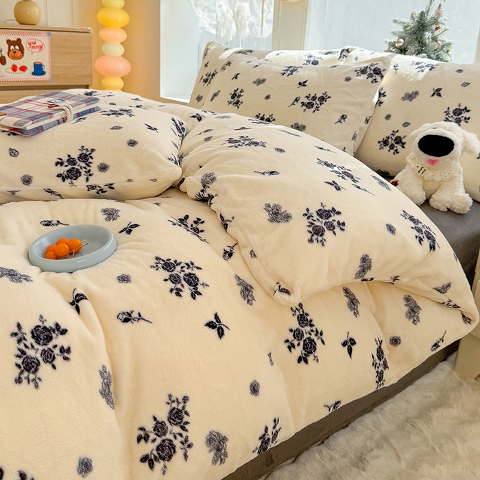 酱子 2025新款200克高克重印花牛奶绒四件套 花汐