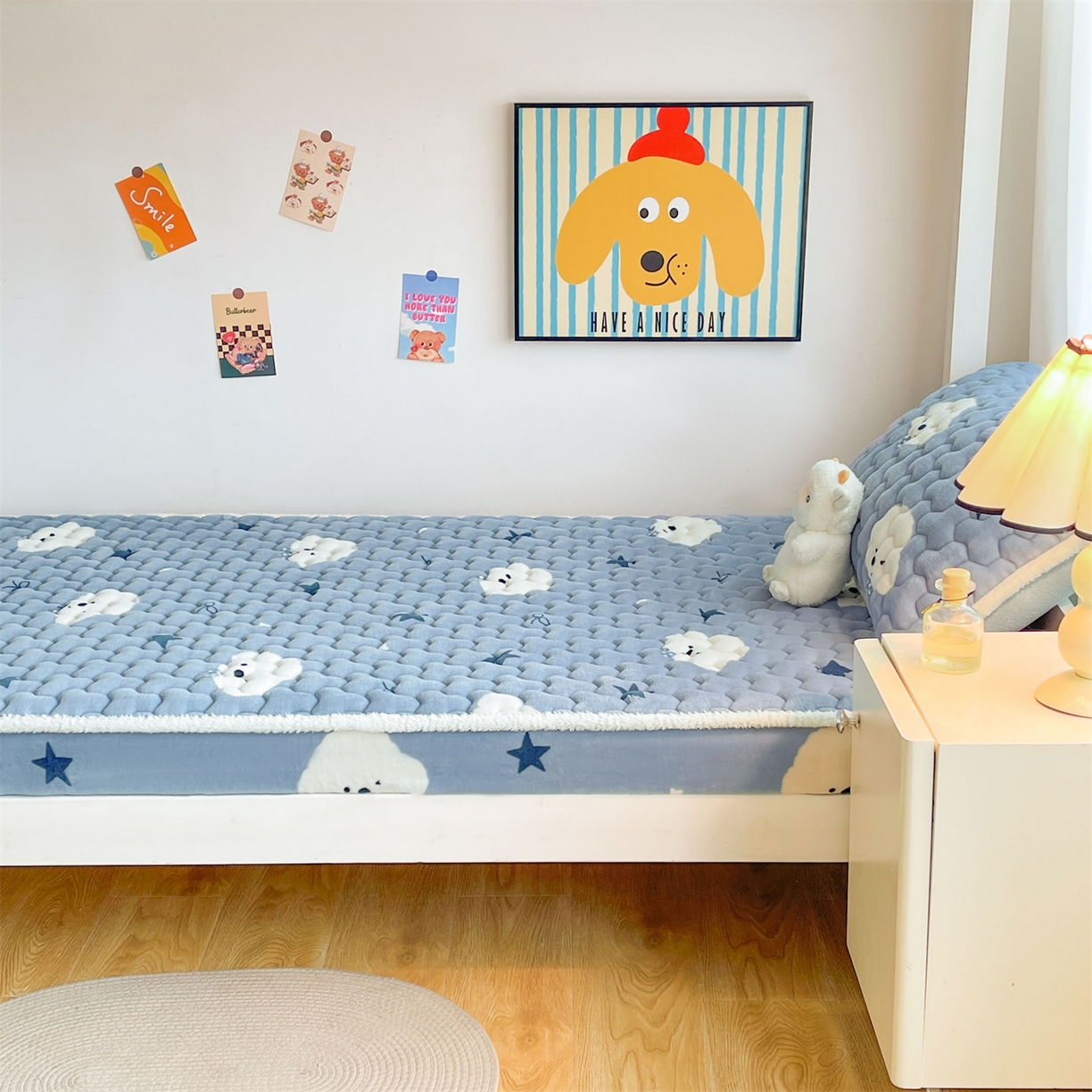 91家纺网 家纺一手货源 找家纺 雯豆家纺 2025新款学生上下铺加厚牛奶绒夹棉床笠宿舍大学生床垫保护套 牛奶绒床笠-星空小狗