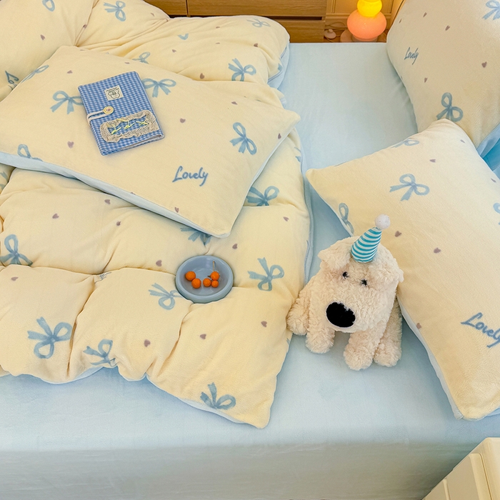 91家纺网 家纺一手货源 找家纺 酱子 2025新款200克高克重印花牛奶绒四件套 蓝调逸境