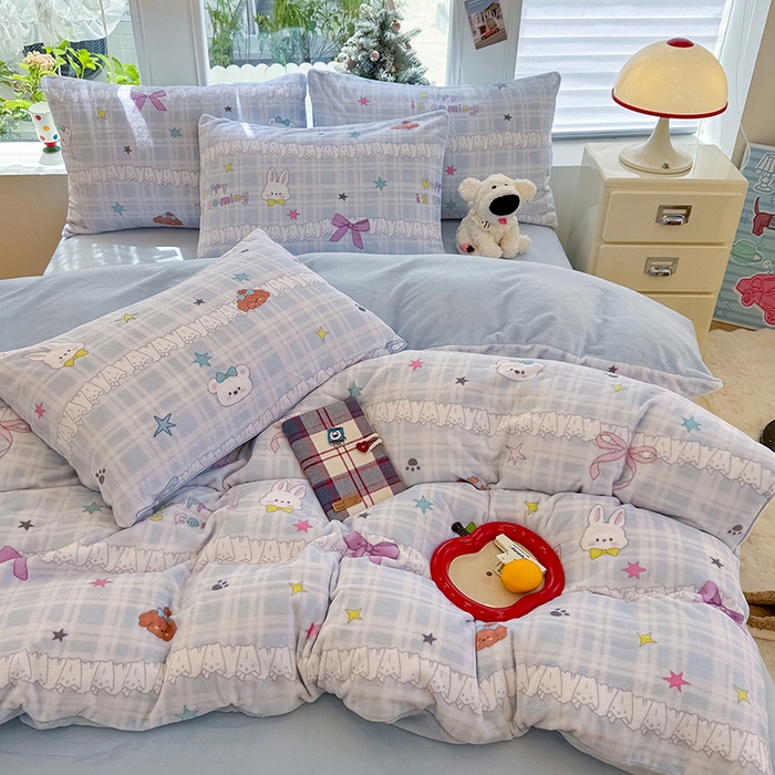 91家纺网 家纺一手货源 找家纺 酱子 2025新款200克高克重印花牛奶绒四件套 蕾丝萌境