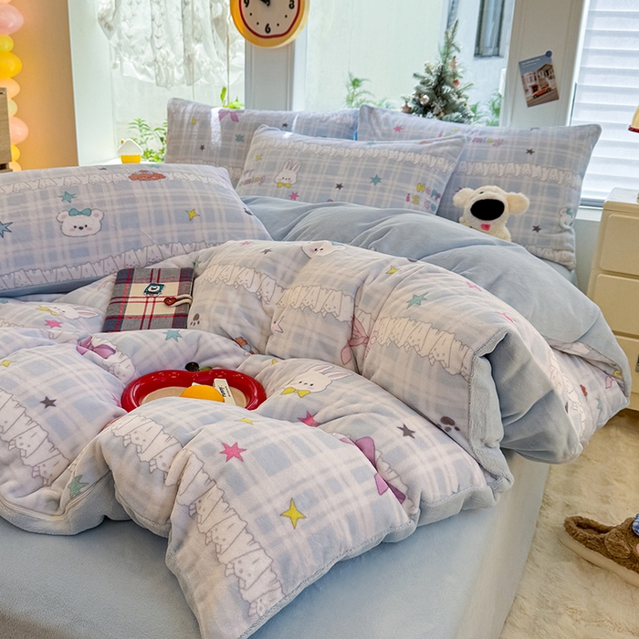 91家纺网 家纺一手货源 找家纺 酱子 2025新款200克高克重印花牛奶绒四件套 蕾丝萌境