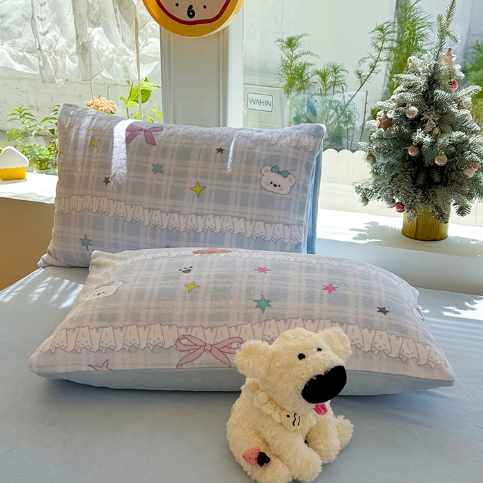 91家纺网 家纺一手货源 找家纺 酱子 2025新款200克高克重印花牛奶绒四件套 蕾丝萌境