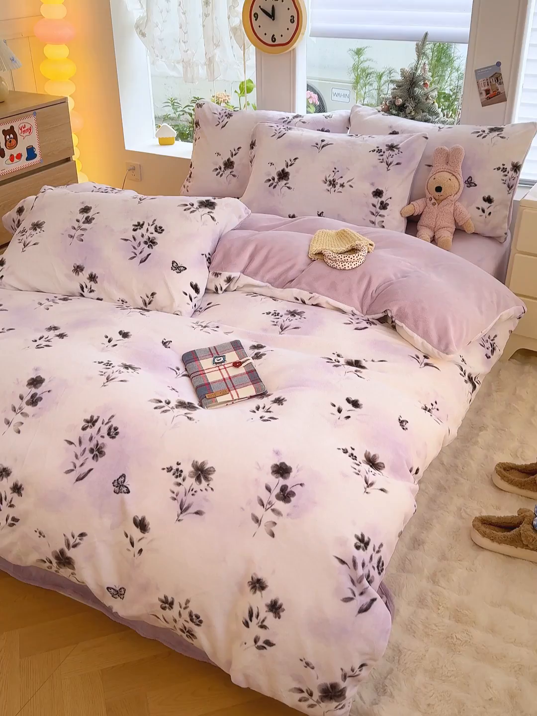 91家纺网 家纺一手货源 找家纺 酱子 2025新款200克高克重印花牛奶绒四件套 魅色佳人