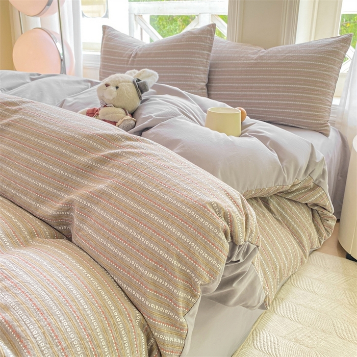 91家纺网 家纺一手货源 找家纺 灰鲸 2025新款A类全棉纯棉色织提花四件套 美拉-灰