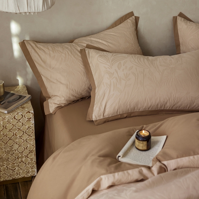 91家纺网 家纺一手货源 找家纺 千朵森 2025新款全棉纯棉提花磨毛四件套-科罗拉 科罗拉-小酣开版