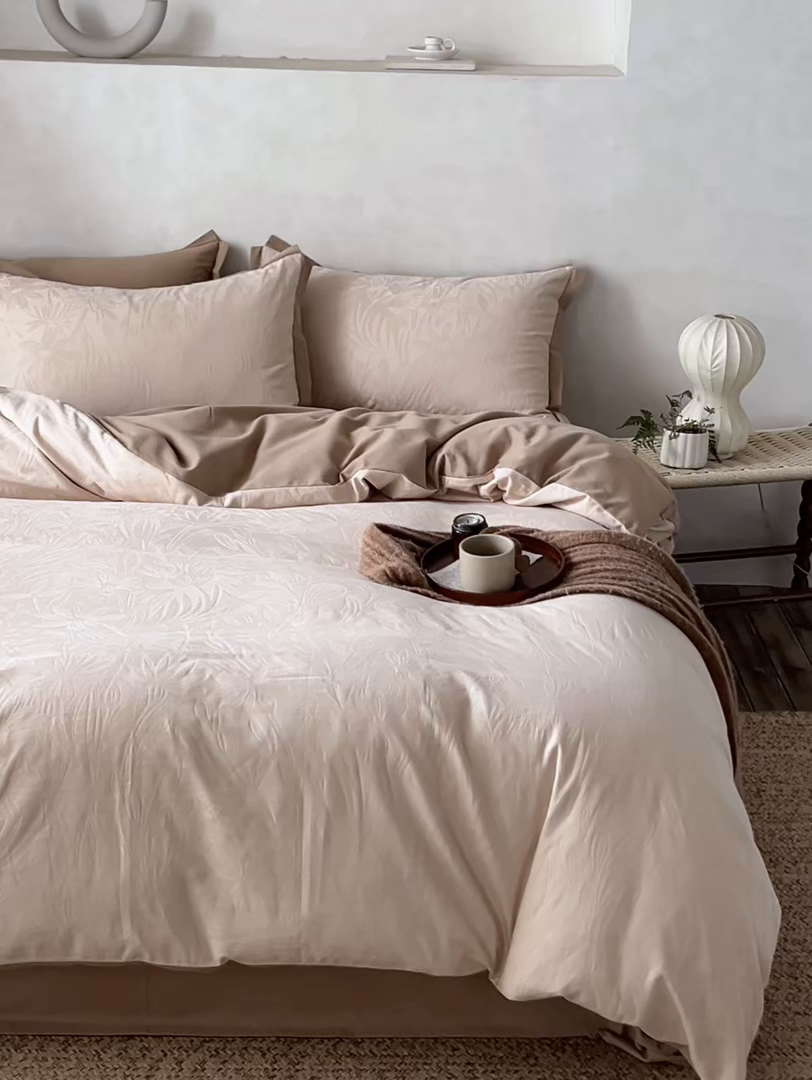 91家纺网 家纺一手货源 找家纺 千朵森 2025新款全棉纯棉提花磨毛四件套-科罗拉 科罗拉-小酣开版