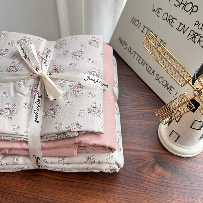 爱思佳 2024新款A类母婴全棉双层纱印花四件套直播热卖系列-系列一 瑾年