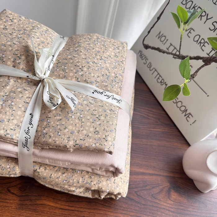 91家纺网 家纺一手货源 找家纺 爱思佳 2024新款A类母婴全棉双层纱印花四件套直播热卖系列-系列一 玛雅