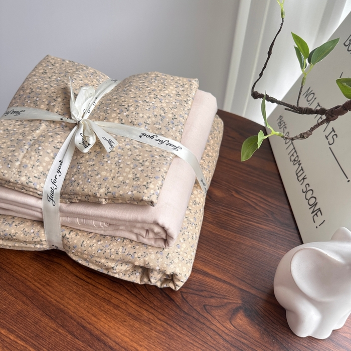 91家纺网 家纺一手货源 找家纺 爱思佳 2024新款A类母婴全棉双层纱印花四件套直播热卖系列-系列一 玛雅