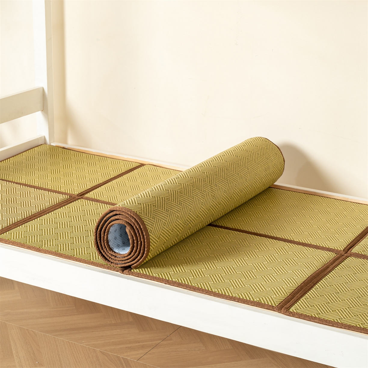 91家纺网 家纺一手货源 找家纺 新太阳蚊帐 2025新款学生宿舍冰藤席凉席 绿韵悠居整片