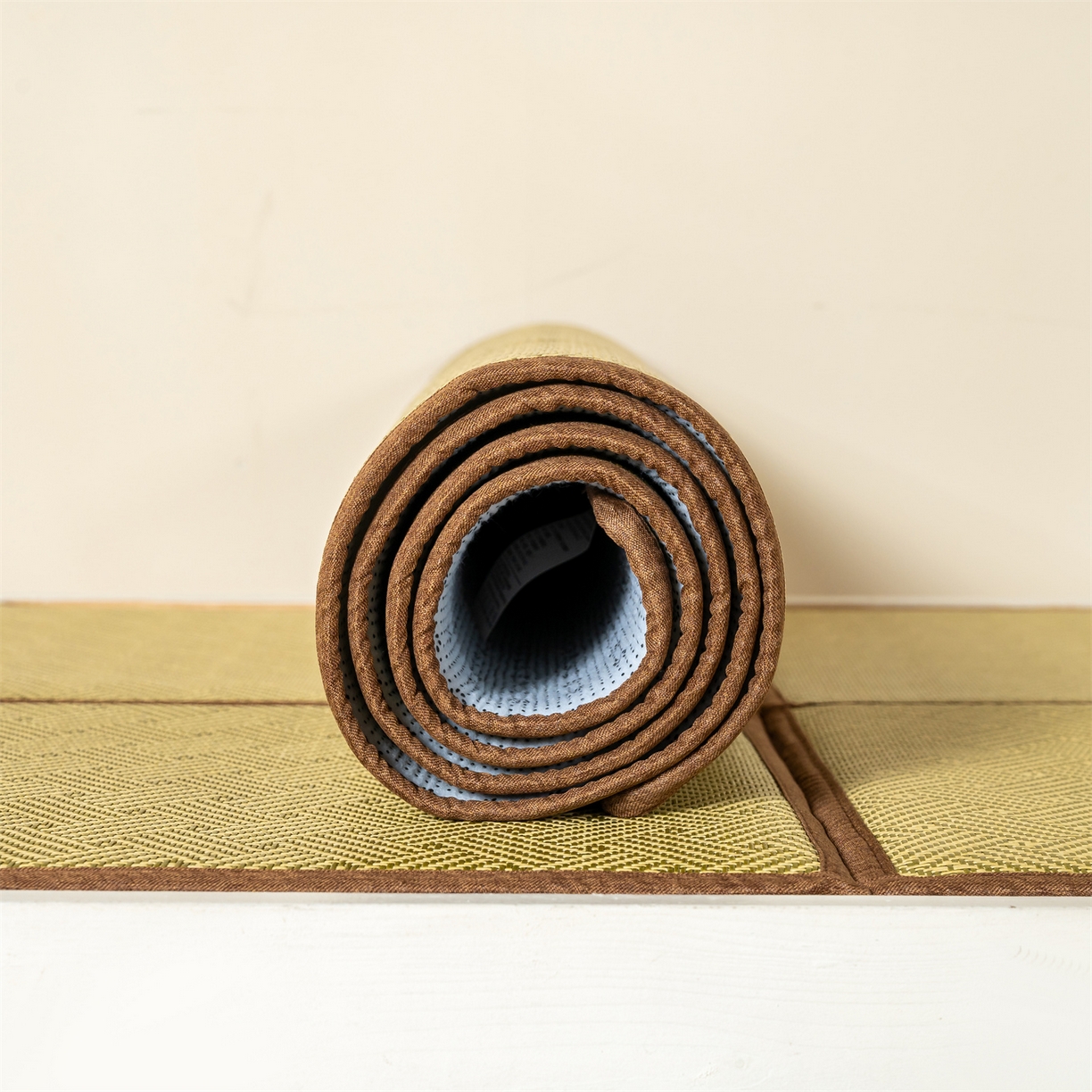 91家纺网 家纺一手货源 找家纺 新太阳蚊帐 2025新款学生宿舍冰藤席凉席 绿韵悠居整片