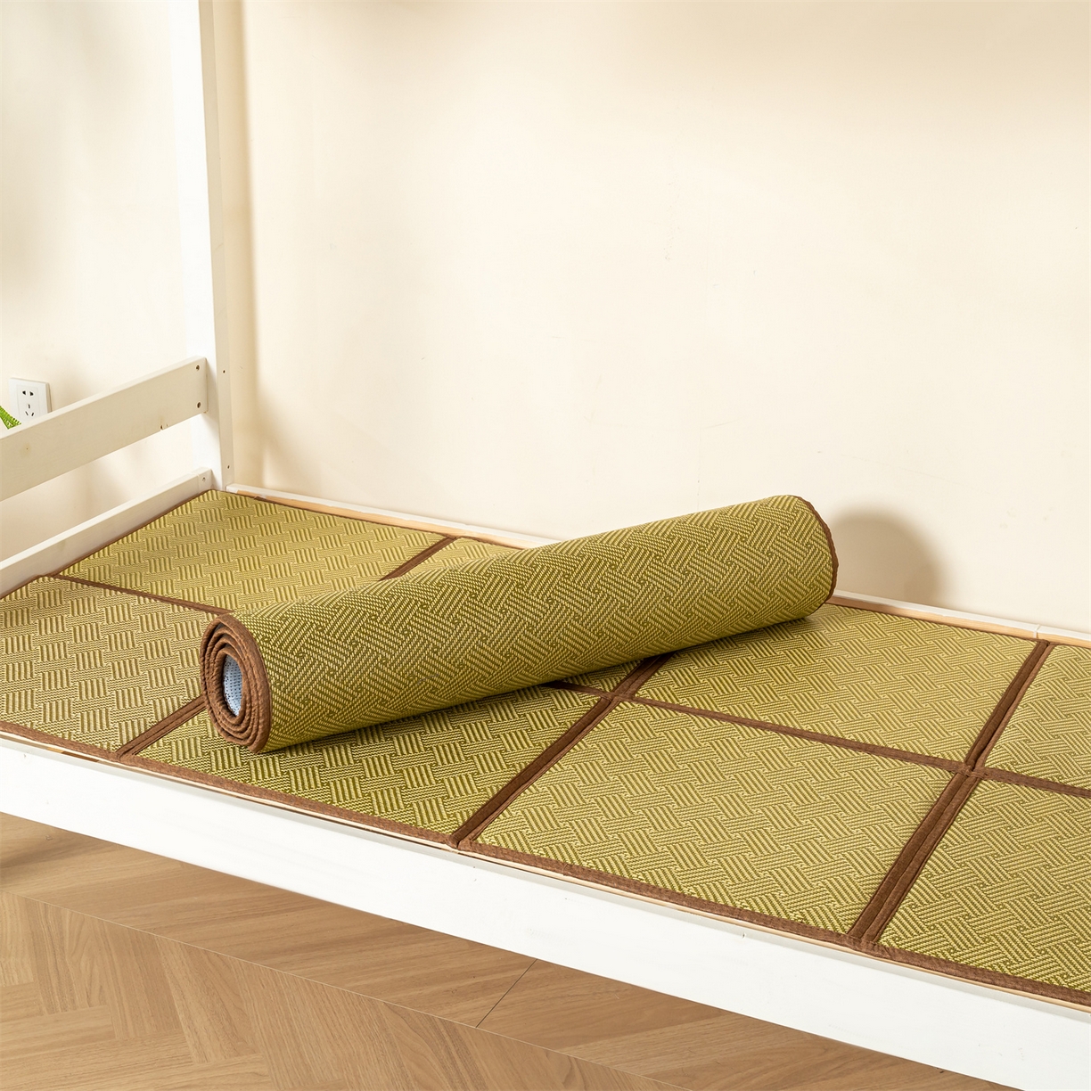 91家纺网 家纺一手货源 找家纺 新太阳蚊帐 2025新款学生宿舍冰藤席凉席 绿韵悠居整片