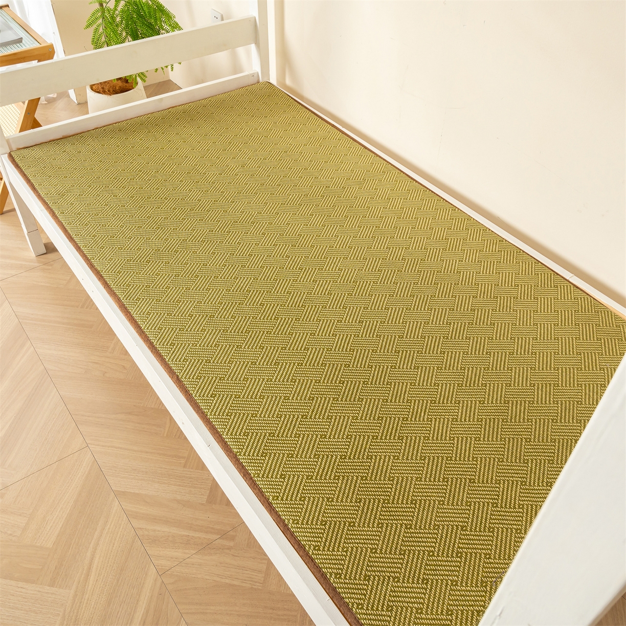 91家纺网 家纺一手货源 找家纺 新太阳蚊帐 2025新款学生宿舍冰藤席凉席 绿韵悠居整片