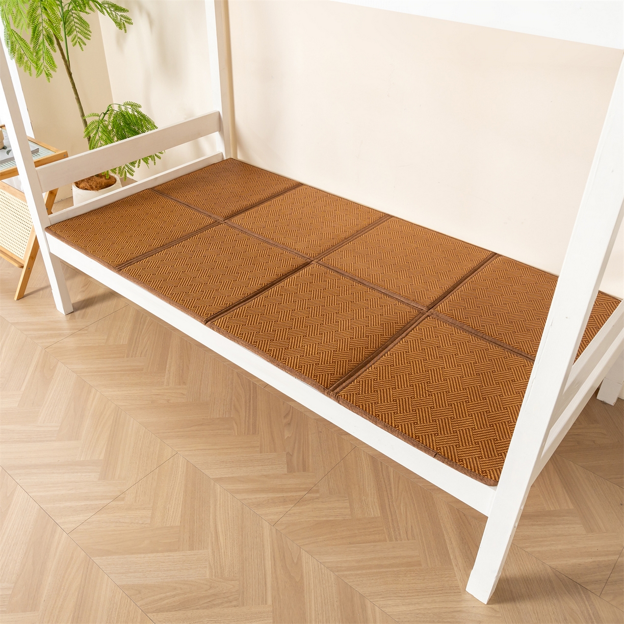 91家纺网 家纺一手货源 找家纺 新太阳蚊帐 2025新款学生宿舍冰藤席凉席 棕韵雅舍拼接