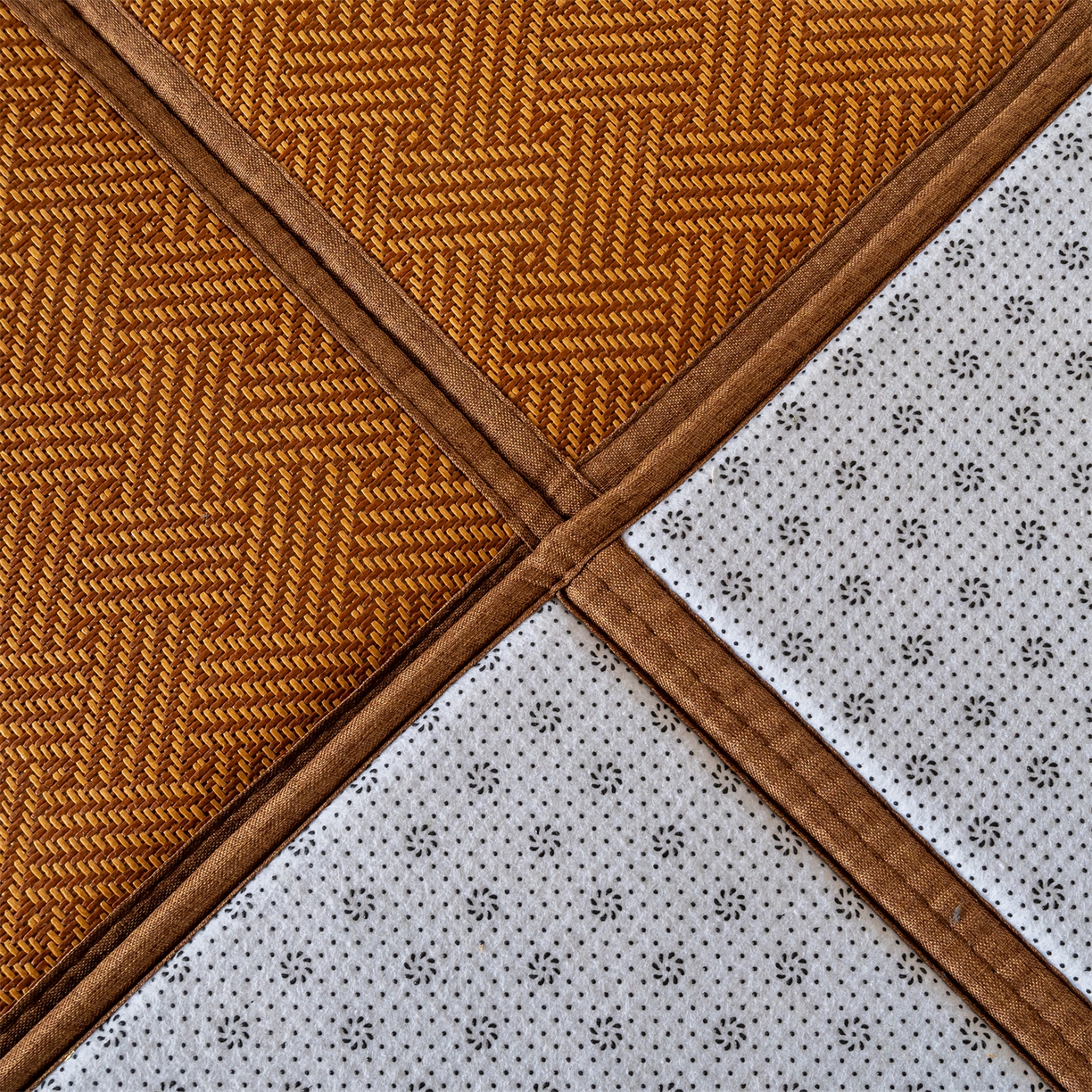 91家纺网 家纺一手货源 找家纺 新太阳蚊帐 2025新款学生宿舍冰藤席凉席 棕韵雅舍拼接