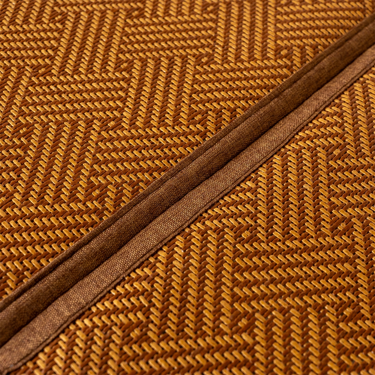 91家纺网 家纺一手货源 找家纺 新太阳蚊帐 2025新款学生宿舍冰藤席凉席 棕韵雅舍拼接