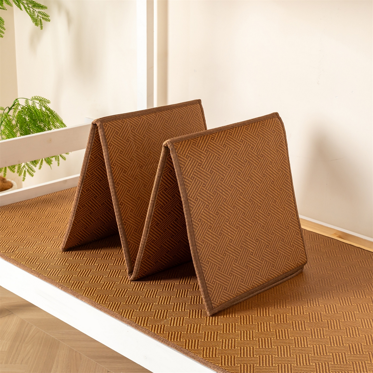 91家纺网 家纺一手货源 找家纺 新太阳蚊帐 2025新款学生宿舍冰藤席凉席 棕韵雅舍拼接