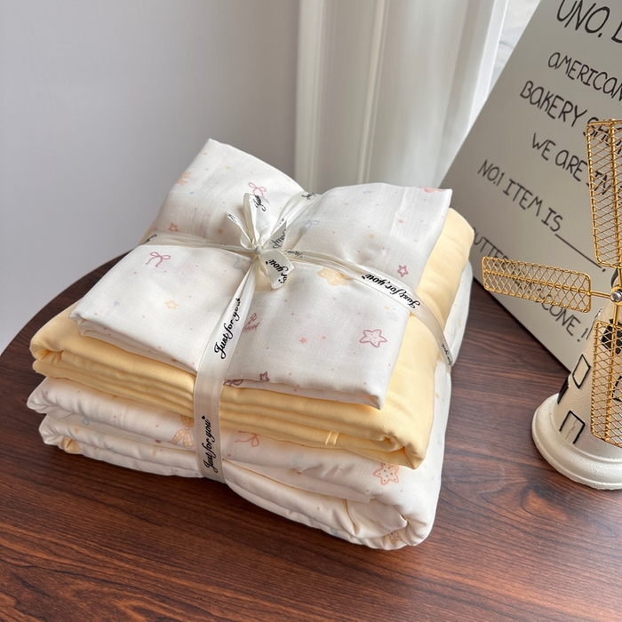 91家纺网 家纺一手货源 找家纺 爱思佳 2024新款A类母婴全棉双层纱印花四件套直播热卖系列-系列一 蜜糖