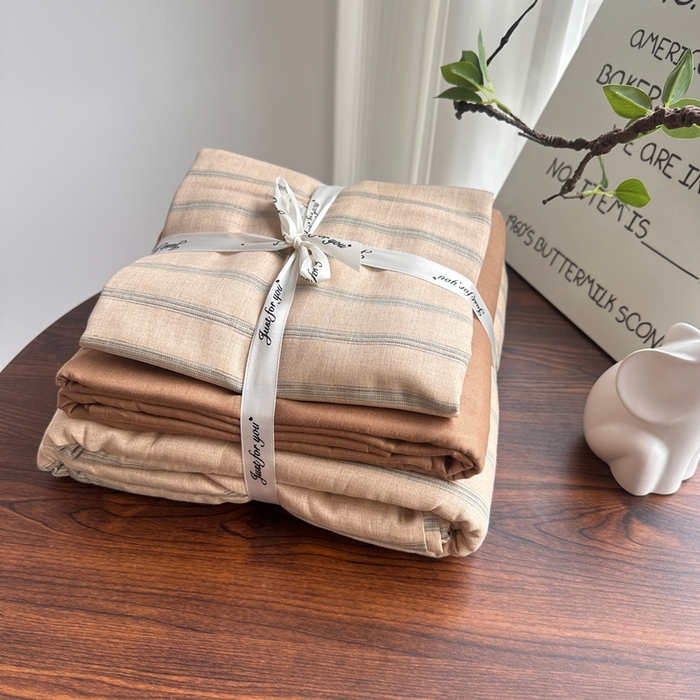 91家纺网 家纺一手货源 找家纺 爱思佳 2024新款A类母婴全棉双层纱印花四件套直播热卖系列-系列一 摩卡