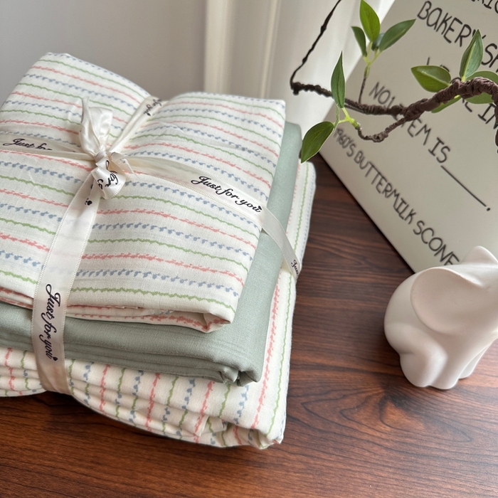 91家纺网 家纺一手货源 找家纺 爱思佳 2024新款A类母婴全棉双层纱印花四件套直播热卖系列-系列一 夏天